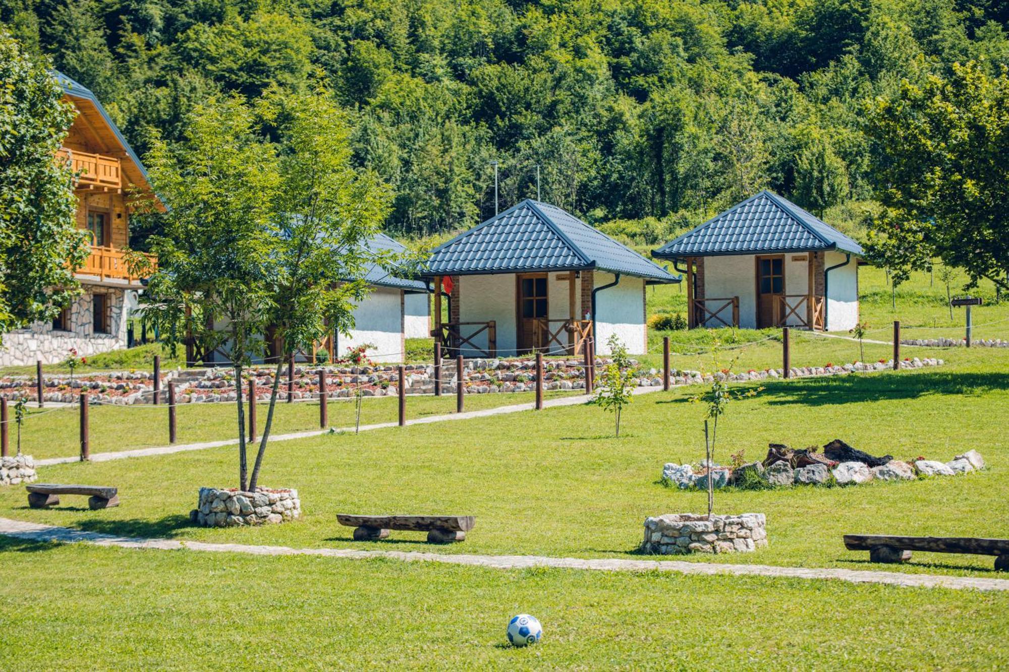 Outdoor Resort Tarasport Foca Zewnętrze zdjęcie